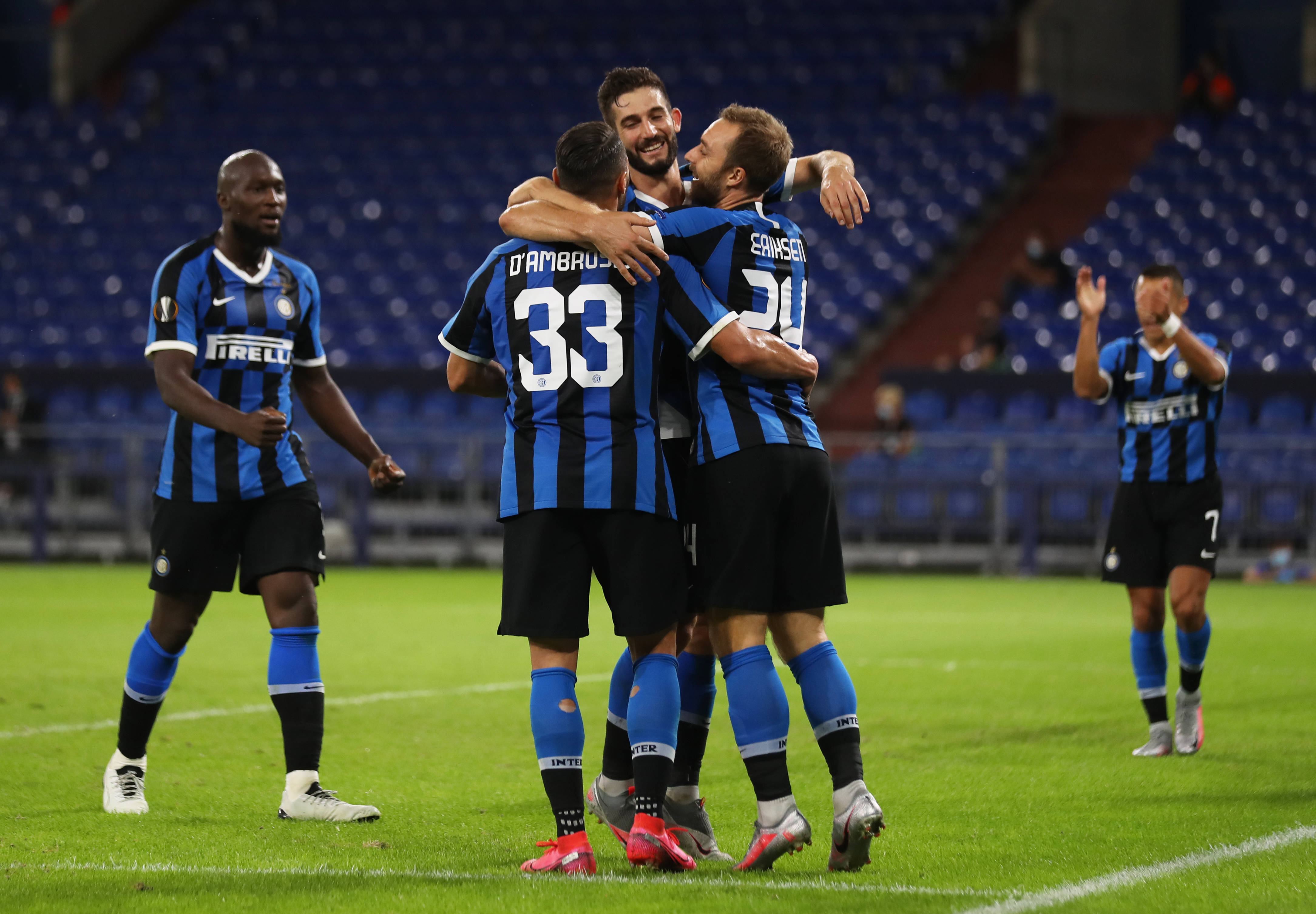 勒沃库森横扫国际米兰，佩德里统治全场