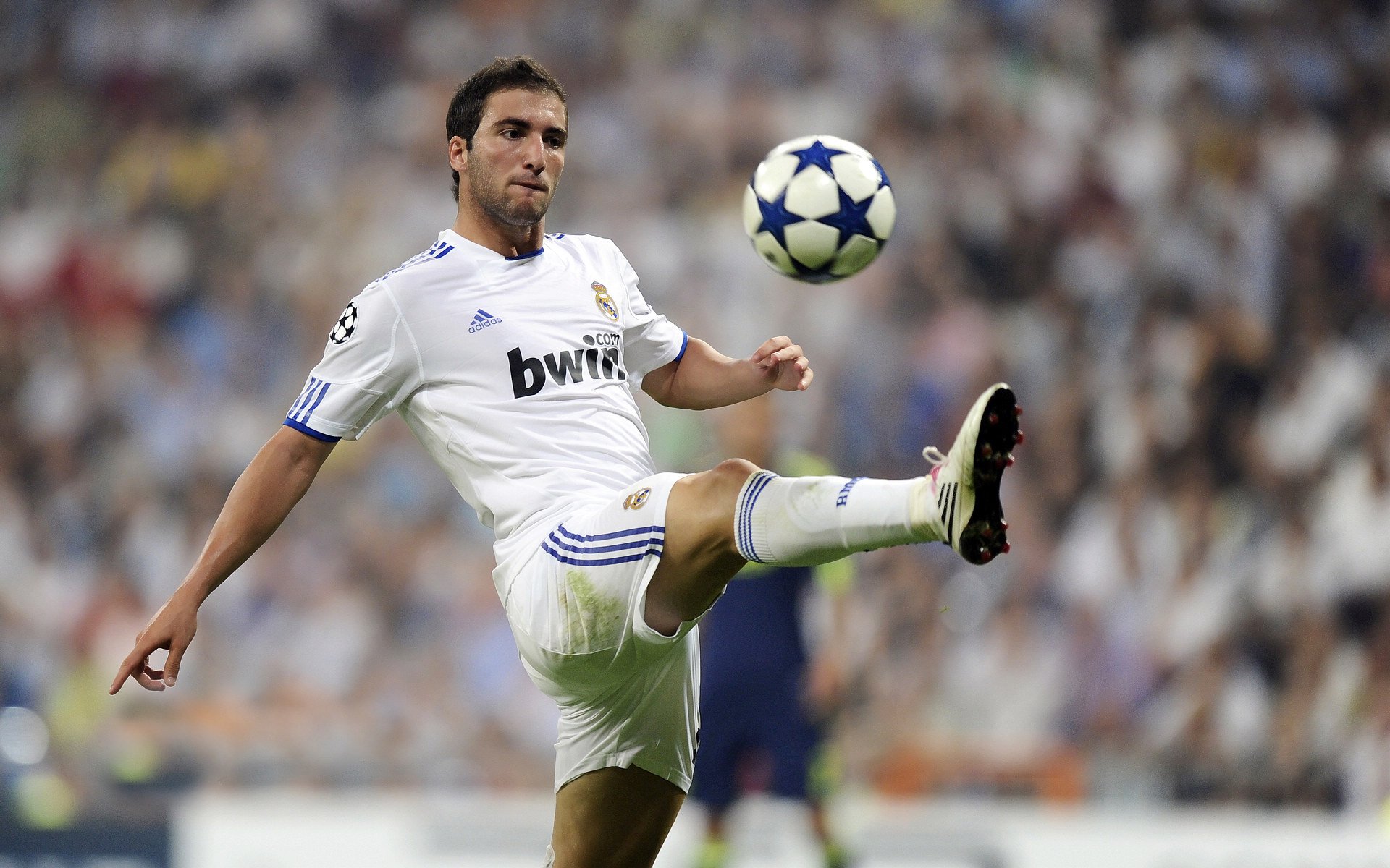 杰伦格林压力下完成爆发,奇才硬仗取胜公牛